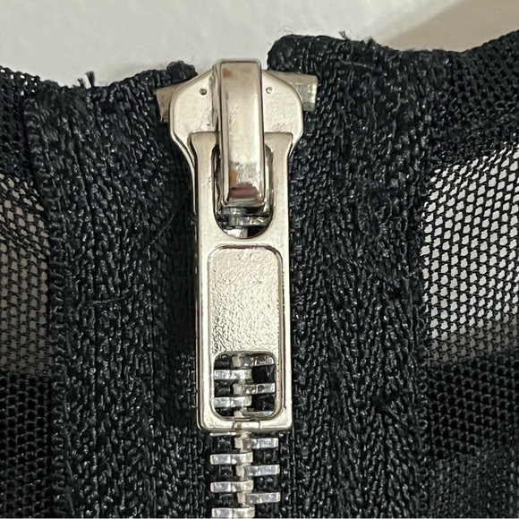 NWT Women’s Speechless Black Gold Sequin Formal Cocktail Prom Party Size Medium - Picture 12 of 13